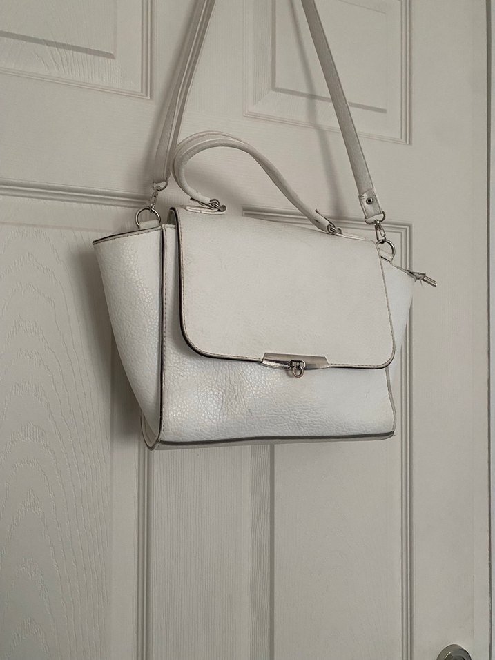 Minimalist Beyaz Deri Kadın Çanta - Görsel 2