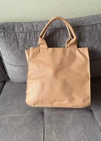 Zımba işlemeli büyük boy kol çantası - Görsel 4