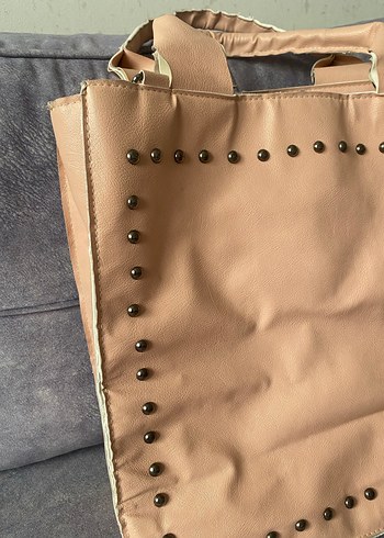 Zımba işlemeli büyük boy kol çantası - Görsel 6