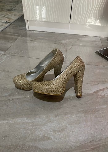 Altın Renkli Payetli Platform Topuklu Kadın Ayakkabı - Görsel 7