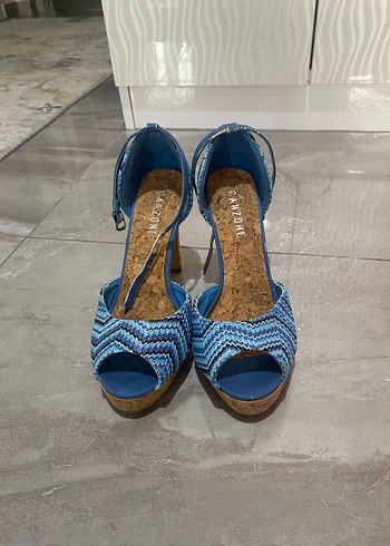 Mavi Denim Dolgu Topuklu Kadın Ayakkabı - Görsel 2