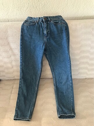 Mom Jean