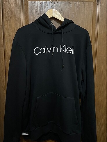 CALVIN KLEIN UNISEX SWEATSHIRT