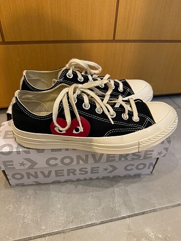 39 Beden ORİJİNAL COMME DES GARÇONS X CONVERSE