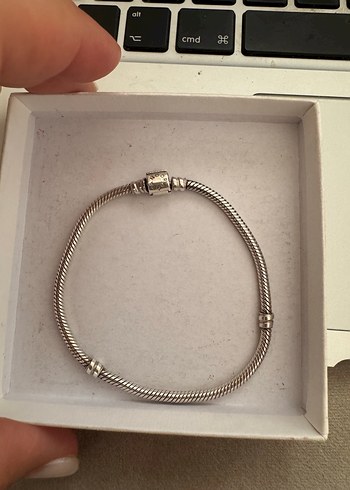 PANDORA MOMENTS SİLİNDİR KLİPSLİ BİLEKLİK