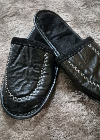 Siyah Kürklü Erkek Ev Terliği - Görsel 4