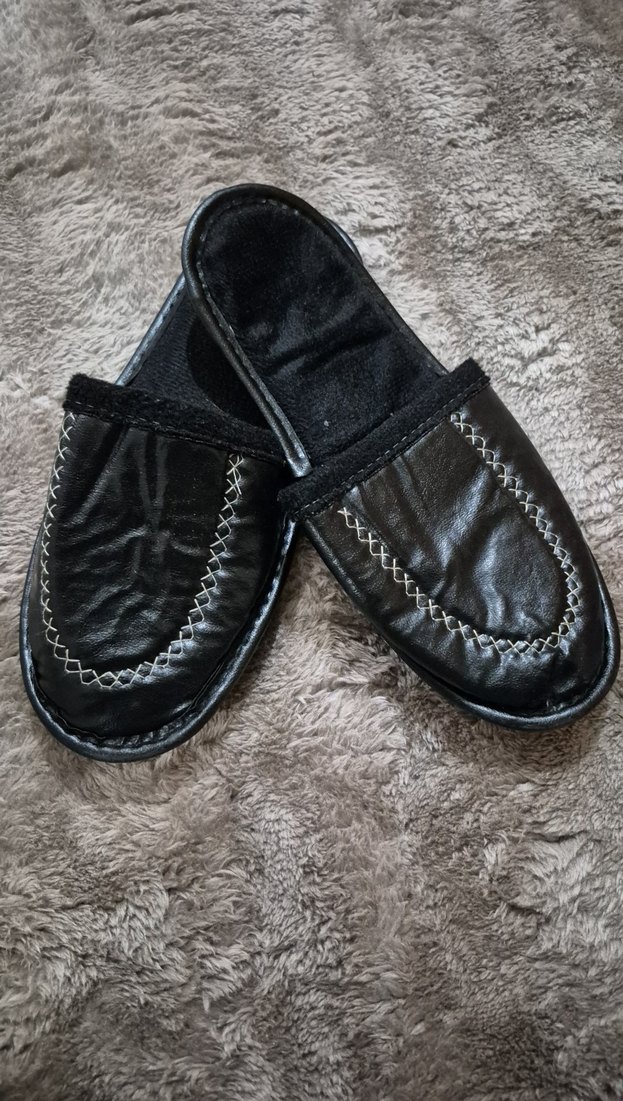 Siyah Kürklü Erkek Ev Terliği - Görsel 3