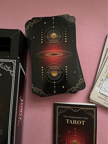  Beden Tarot kartları