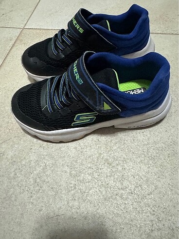 30 Beden siyah Renk Skechers