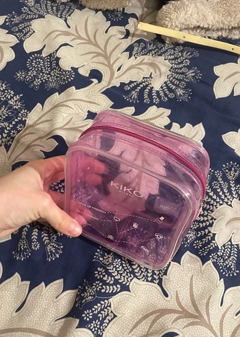 KIKO Pembe Pastel Makyaj Çantası - Görsel 2
