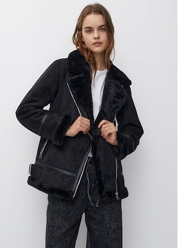 PULL&BEAR MONT