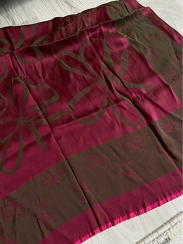 Çift yönlü eşarp - Görsel 3