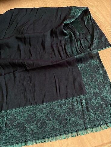 Çift taraflı eşarp - Görsel 3