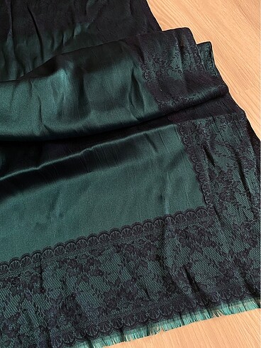 Çift taraflı eşarp - Görsel 4