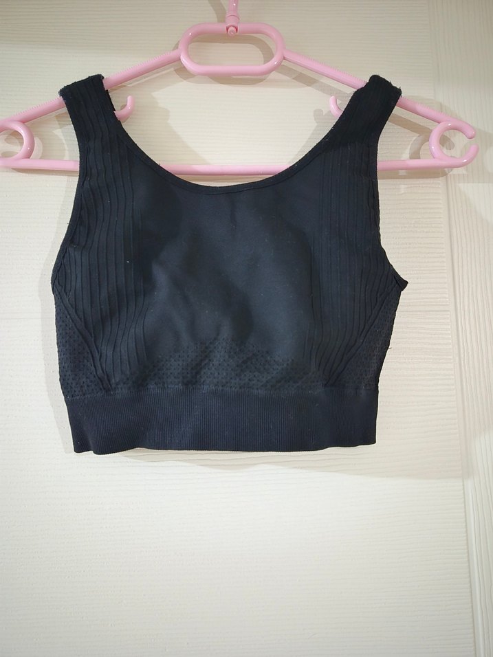 Siyah V Yaka Spor Üst - Görsel 3