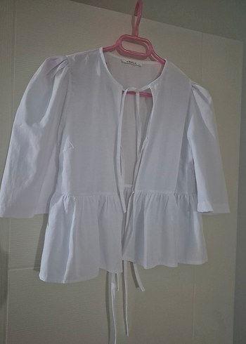 Kadın Beyaz V Yaka Düğmeli Bluz - Görsel 2