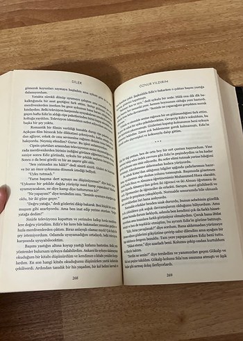  Beden Yabancı - Şahmeran (Karton Kapak) Öznur Yıldırım