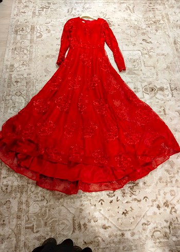 Kırmızı Dantel İşlemeli Uzun Abiye Elbise - Görsel 2