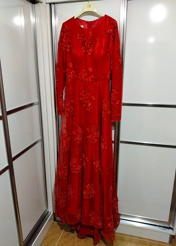 Kırmızı Dantel İşlemeli Uzun Abiye Elbise - Görsel 8