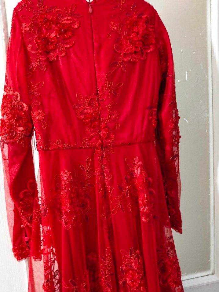 Kırmızı Dantel İşlemeli Uzun Abiye Elbise - Görsel 4