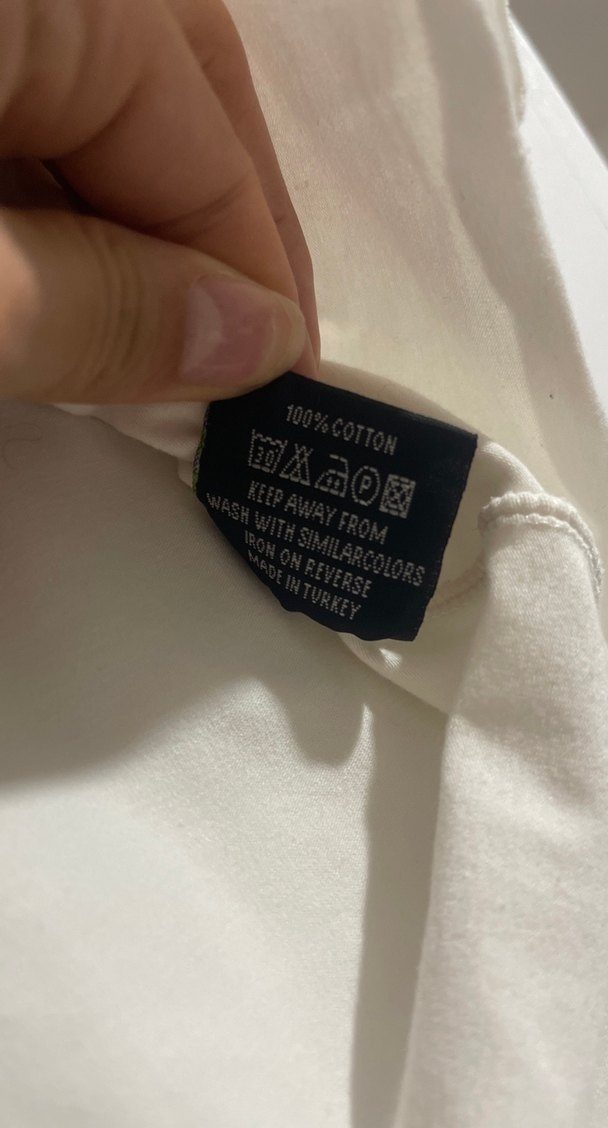 Beyaz Baskılı Kısa Crop Tişört - Görsel 2