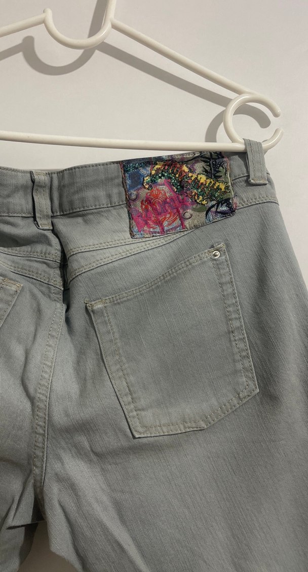 Gri Mini Kadın Denim Şort - Görsel 3