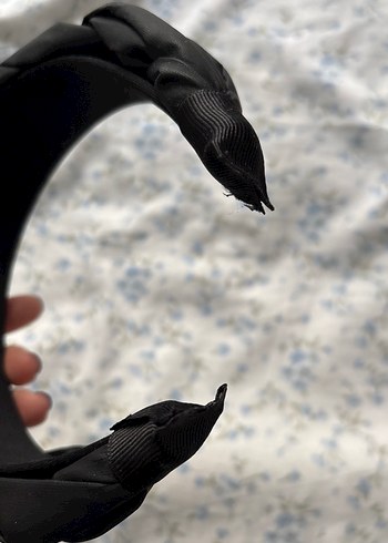 Siyah Sentetik Kumaş Saç Bandı - Görsel 4