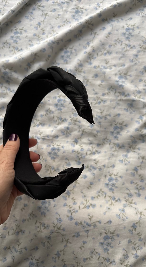 Siyah Sentetik Kumaş Saç Bandı - Görsel 3