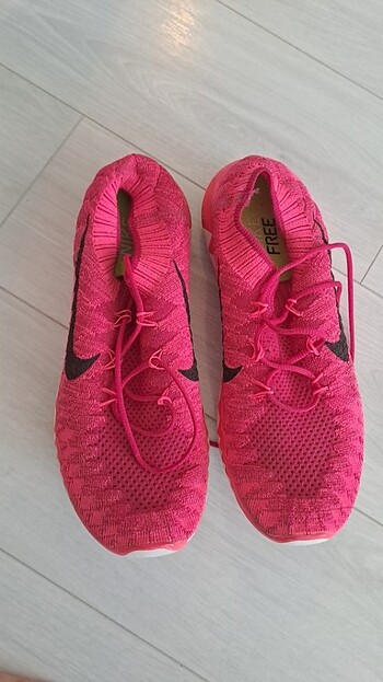 39 Beden pembe Renk Nike spor ayakkabi