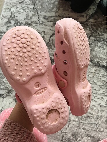 29 Beden Crocs sandalet