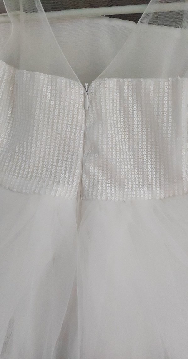 Beyaz pullu tüllü Kız Çocuk Elbisesi - Görsel 5