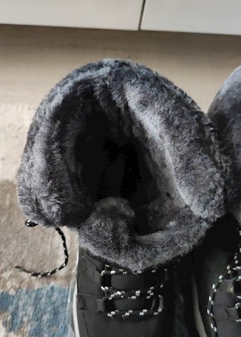 Kadın outdoor Bot - Görsel 2