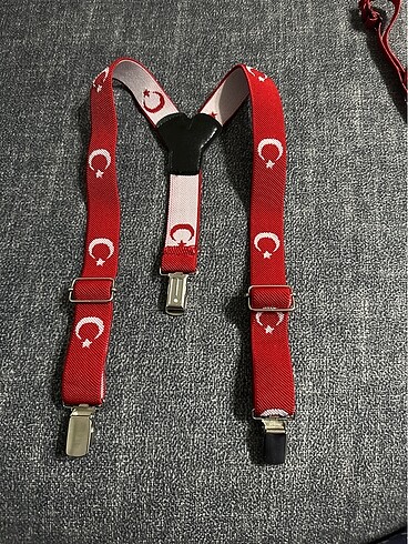 Beden Çocuk papyon ve pantolon askısı