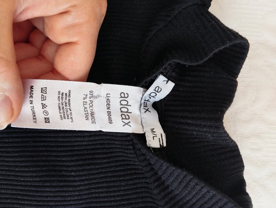 Siyah Fitilli Boğazlı Kadın Kazak - Görsel 2