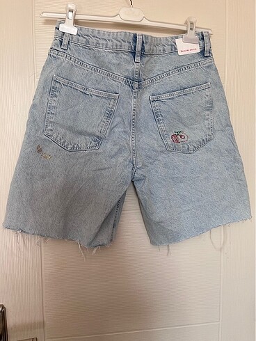 40 Beden mavi Renk bershka denim kot şort