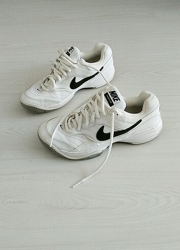 Nike spor ayakkabı