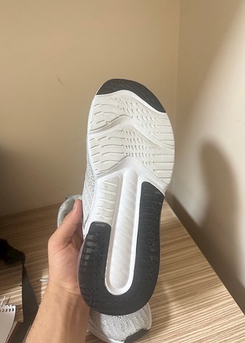 Gri Bağcıklı Spor Ayakkabı - Görsel 5