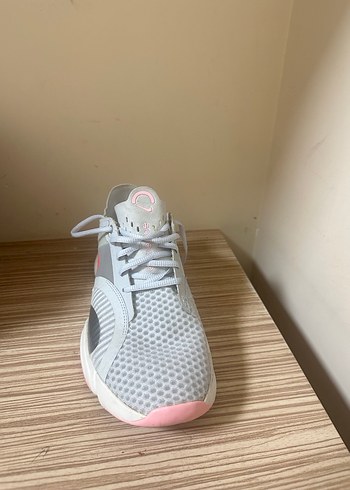 Gri Bağcıklı spor ayakkabısı - Görsel 2