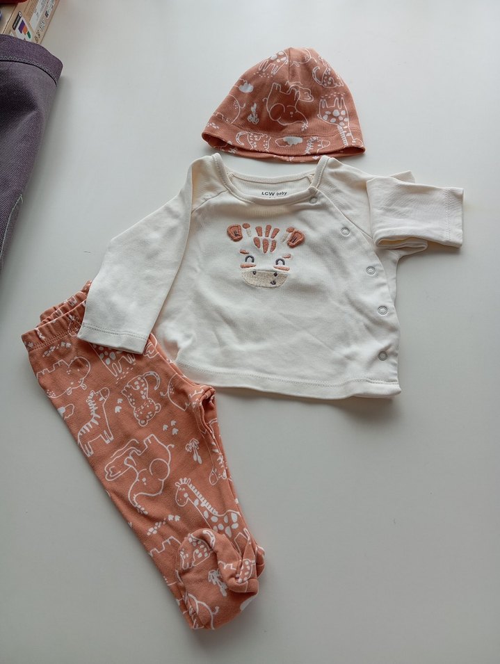 Uzun Kollu Örgü Bebek Unisex Takımı - Görsel 2