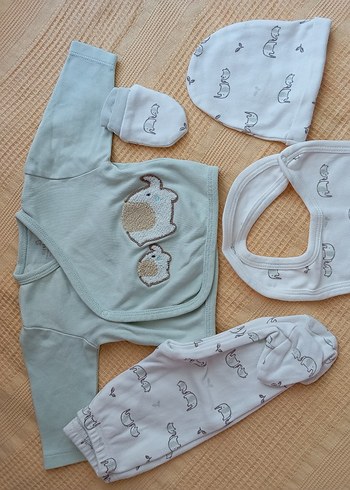 LittleLife Mint Yeşili Nakışlı Yenidoğan Erkek Hastane Seti (unisex)