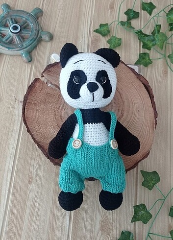 Amigurumi panda