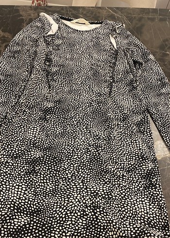 Uzun Kollu Siyah Yılan Desenli Fırfırlı Bluz - Görsel 4