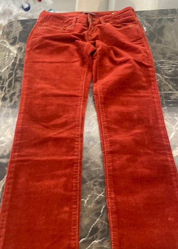 Düğmeli Kırmızı Süet Kadın Pantolon - Görsel 5