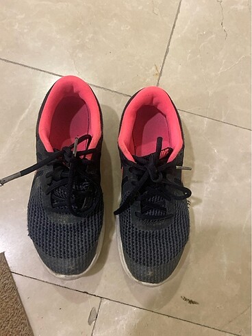 Nike Nike 37 numara kadın spor ayakkabı