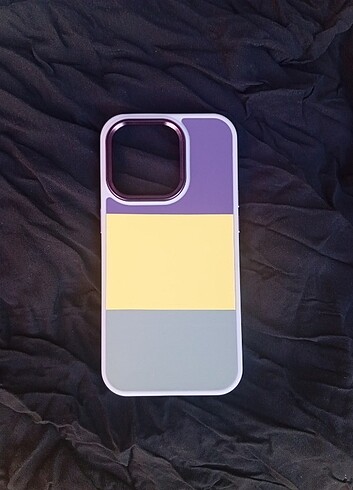 iPhone 14 Pro Karma renk kılıf 