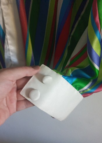 Renkli Çizgili Kadın Saten Gömlek - Görsel 4