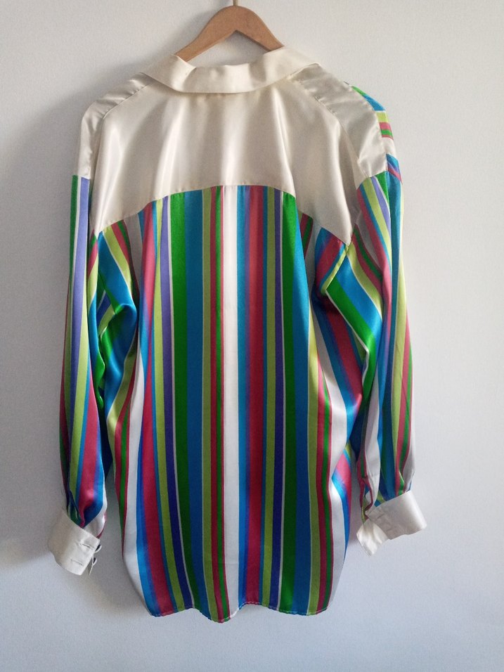 Renkli Çizgili Kadın Saten Gömlek - Görsel 2