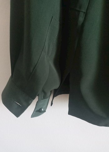 Uzun Kollu Koyu Yeşil Gömlek - Görsel 5