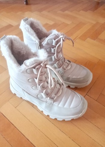 LCW Steps Yeni Kar Botu - Görsel 2