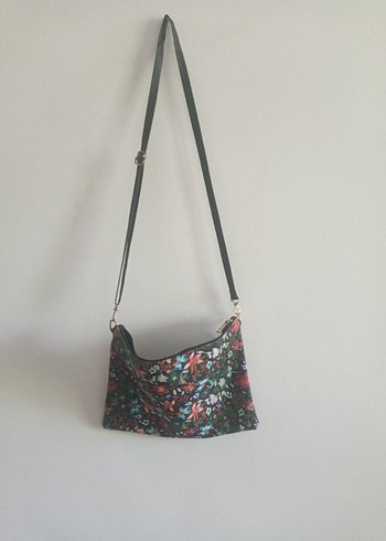 Çiçek Desenli Renkli Clutch Askılı Çanta - Görsel 2